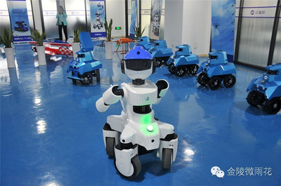高能預警！前方有大波機器人出動——智能機器人的研發與應用探析